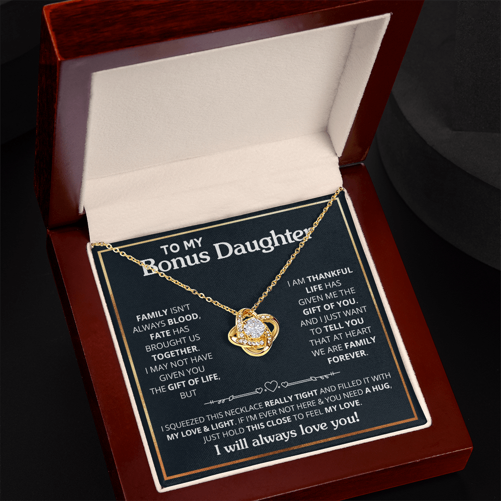 Bonus Daughter - Love Knot Necklace